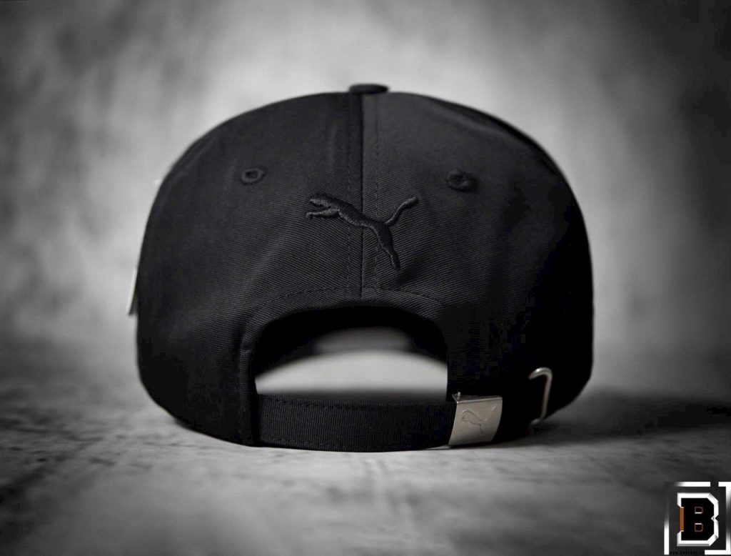 Mũ lưỡi trai logo Ferrari in hoạ tiết caro - d-caps.com D-caps.com - d-caps.com